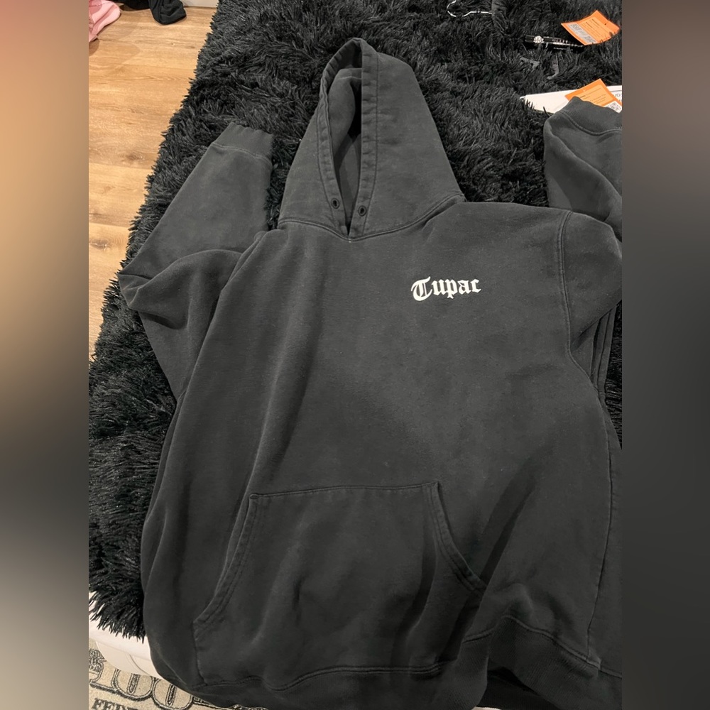 Tupac all eyes on me hoodie xl